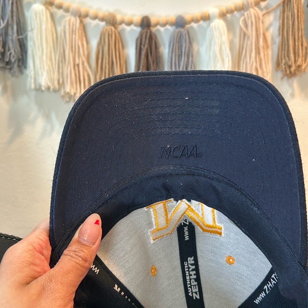 Michigan hat - Picture 7 of 8